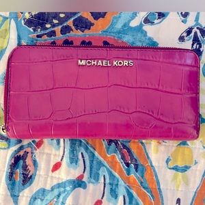 EUC Michael Kors Hot Pink Wallet with Wristlet Strap
